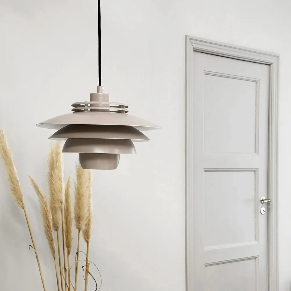 Suspensions - Lampe suspendue Ejka Mini Beige - DYBERG LARSEN