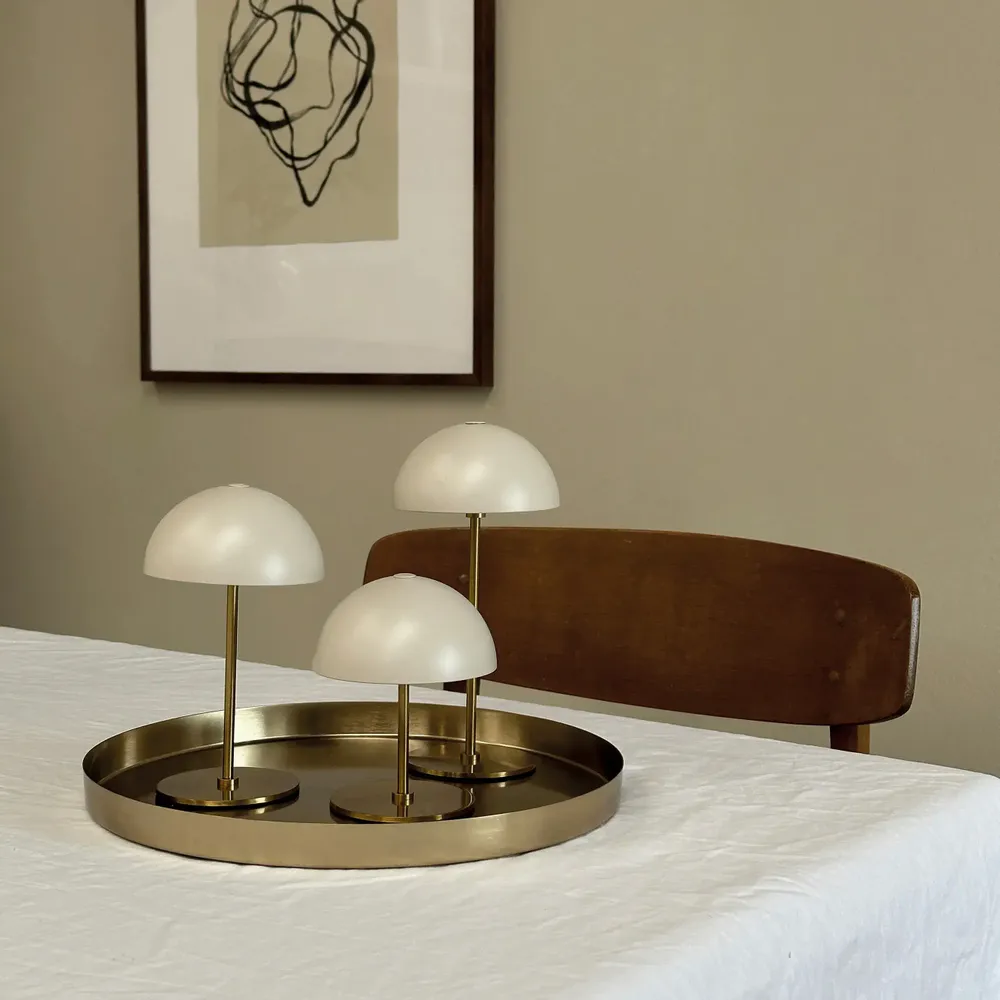 Lampes de table - Ensembles Along avec 3 lampes + plateau - DYBERG LARSEN