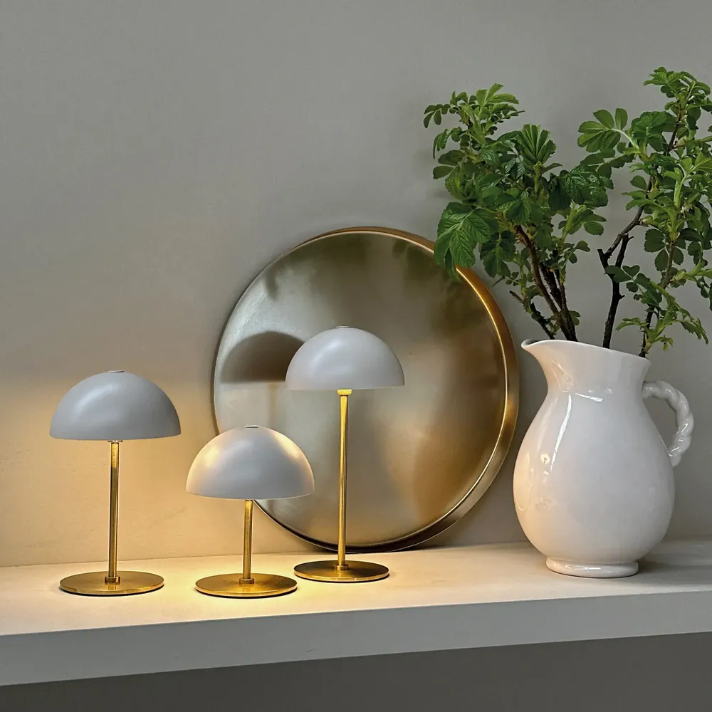 Lampes de table - Ensembles Along avec 3 lampes + plateau - DYBERG LARSEN