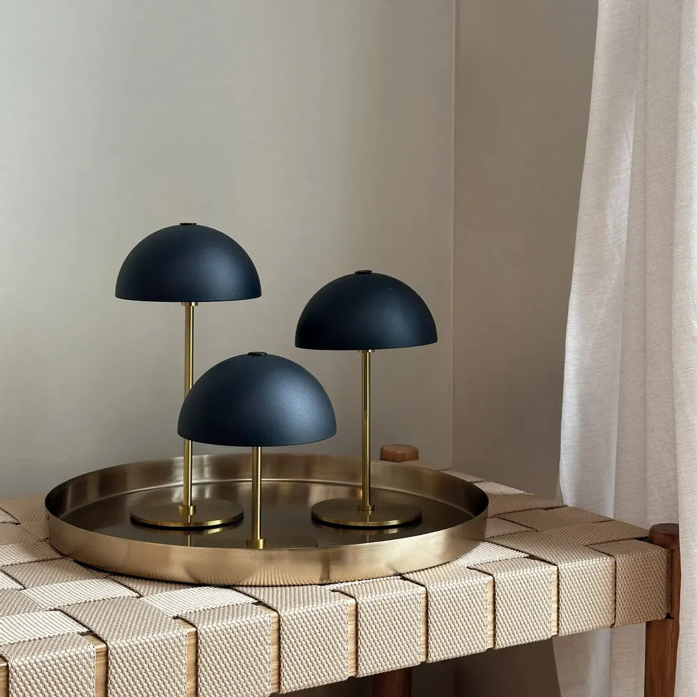 Lampes de table - Ensembles Along avec 3 lampes + plateau - DYBERG LARSEN