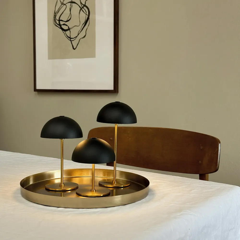 Lampes de table - Ensembles Along avec 3 lampes + plateau - DYBERG LARSEN
