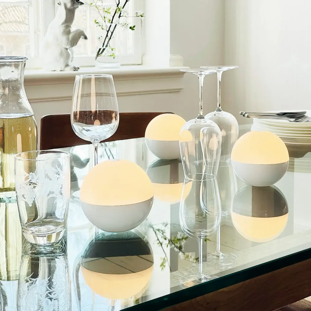Lampes de table - Boule lumineuse Alba Blanc brillant 1 pièce - DYBERG LARSEN