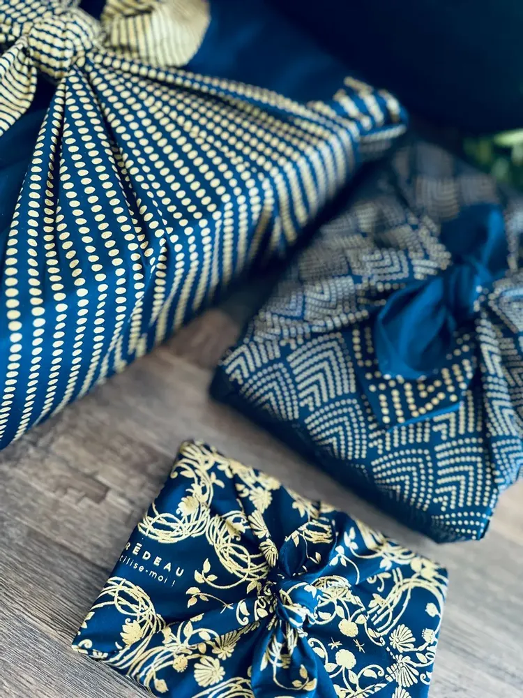 Gifts - Reusable Gift Wrap  3pcs-in-1 Family Pack Recycled Cotton 7 options - CARÉDEAU PAPIER CADEAU RÉUTILISABLE