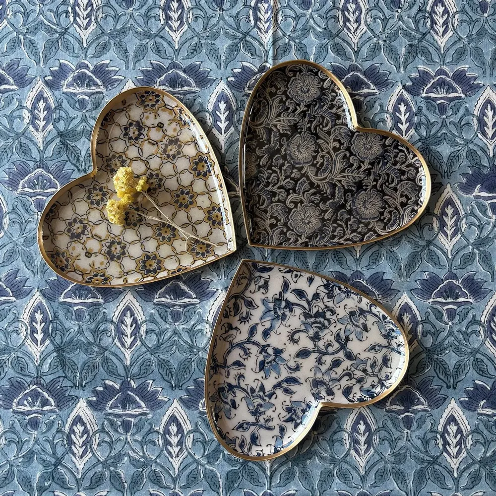 Trays - Handmade enamel metal trays, vintage look - MAISON LILO