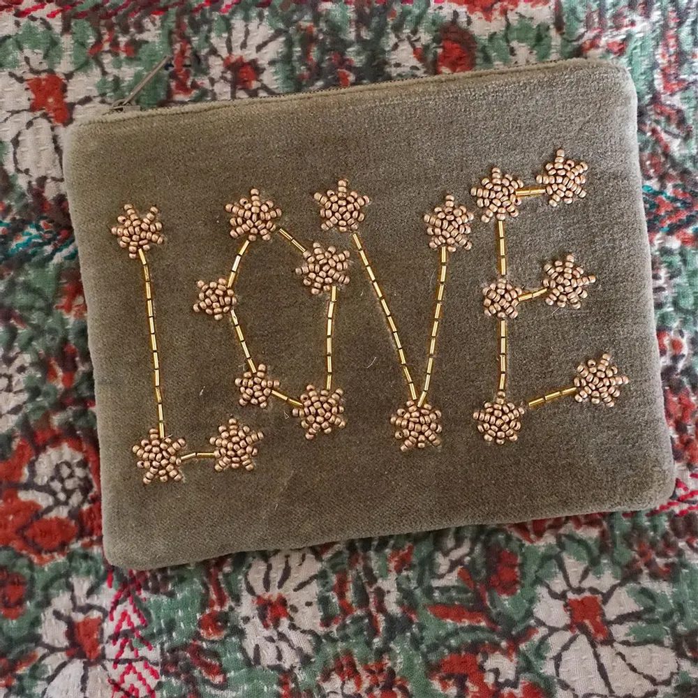 Clutches - Hand embroidered velvet pouches and boxes - MAISON LILO