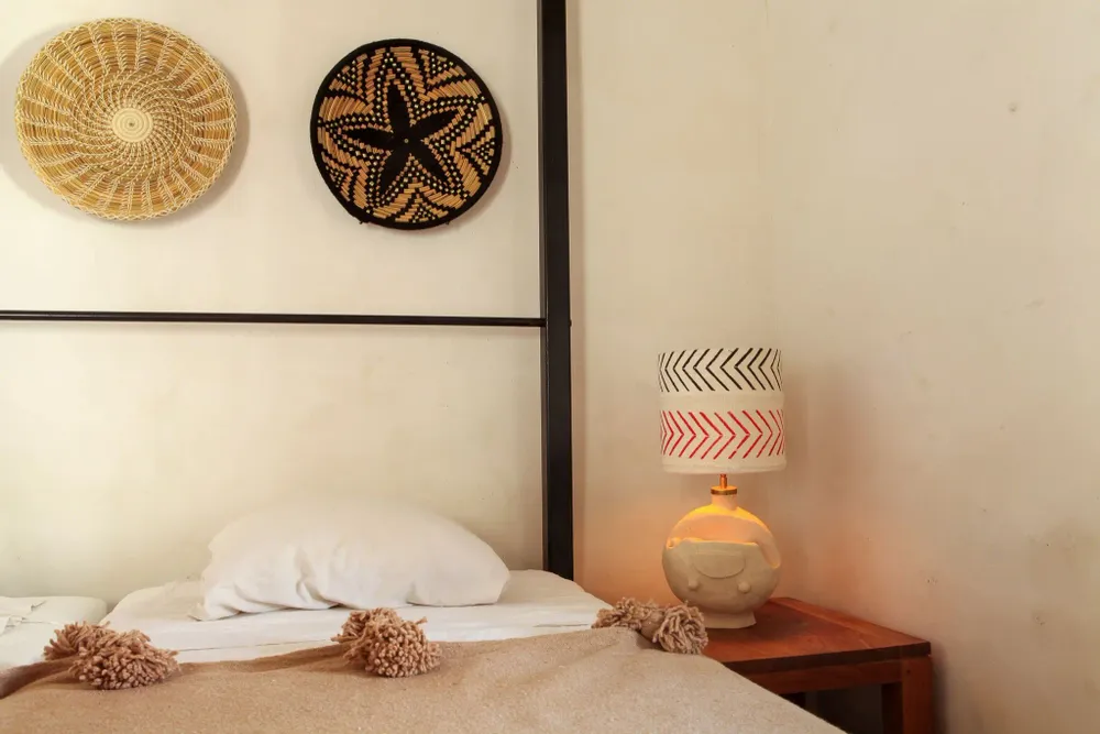 Lampes de table - Lampe de table artisanale unique en céramique Smile - STUDIO WILD ORANGE