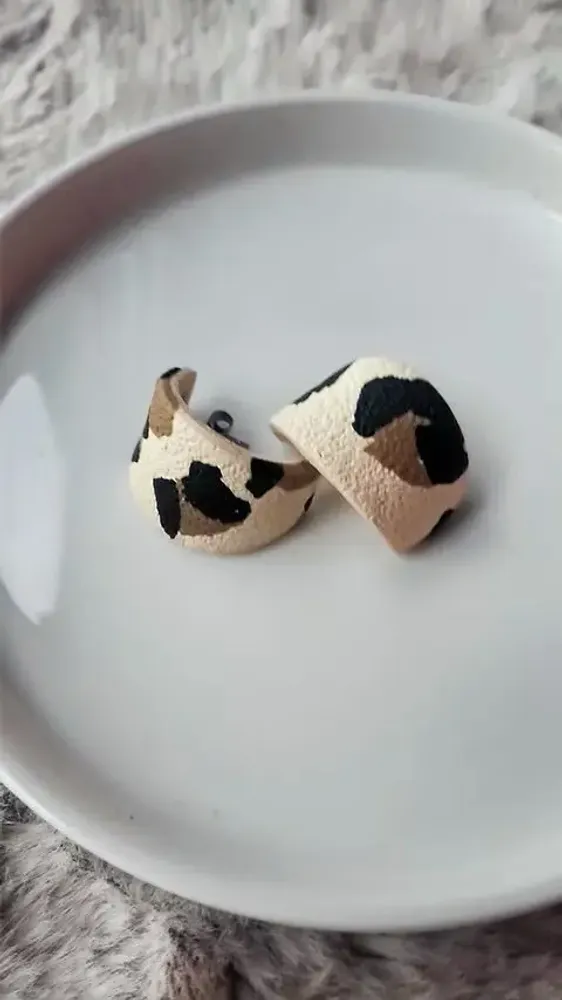 Bijoux - Demi Lune Leopard Creoles - LES TRÉSORS DE CIA