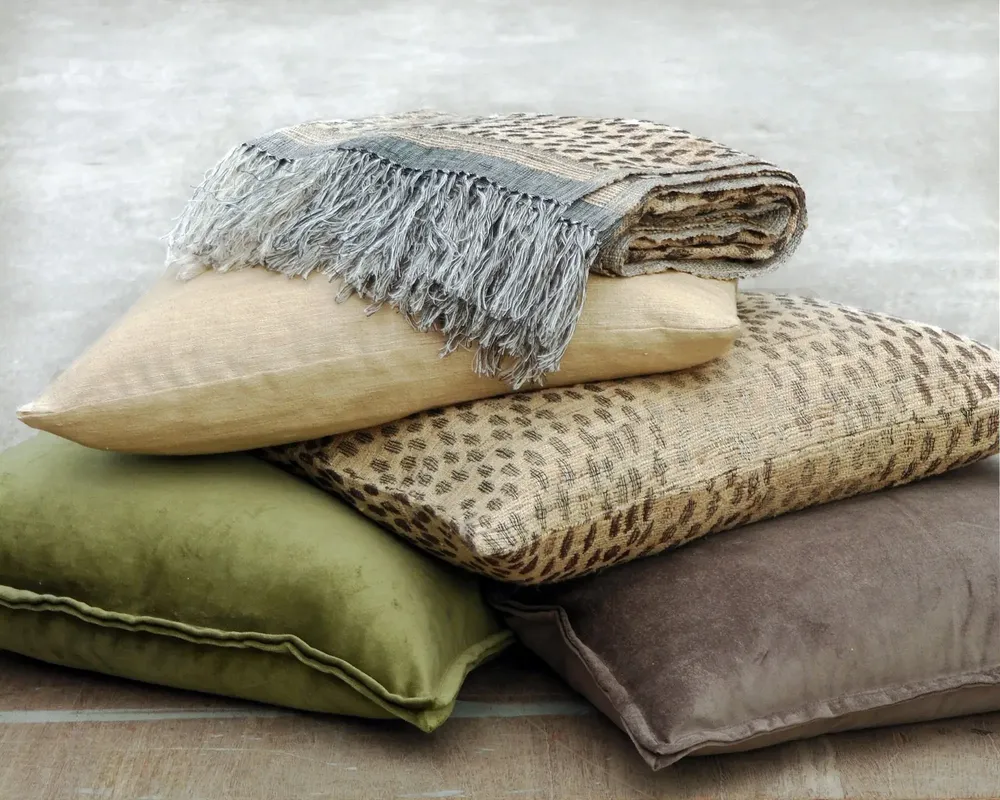 Throw blankets - Jaguar plaid LINEN & SILK - ML FABRICS