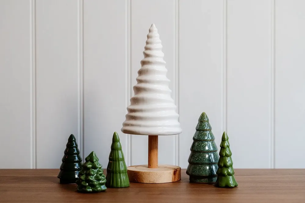 Décorations pour tables de Noël - Scalloped Green Christmas Tree - WE LOVE SEASONS