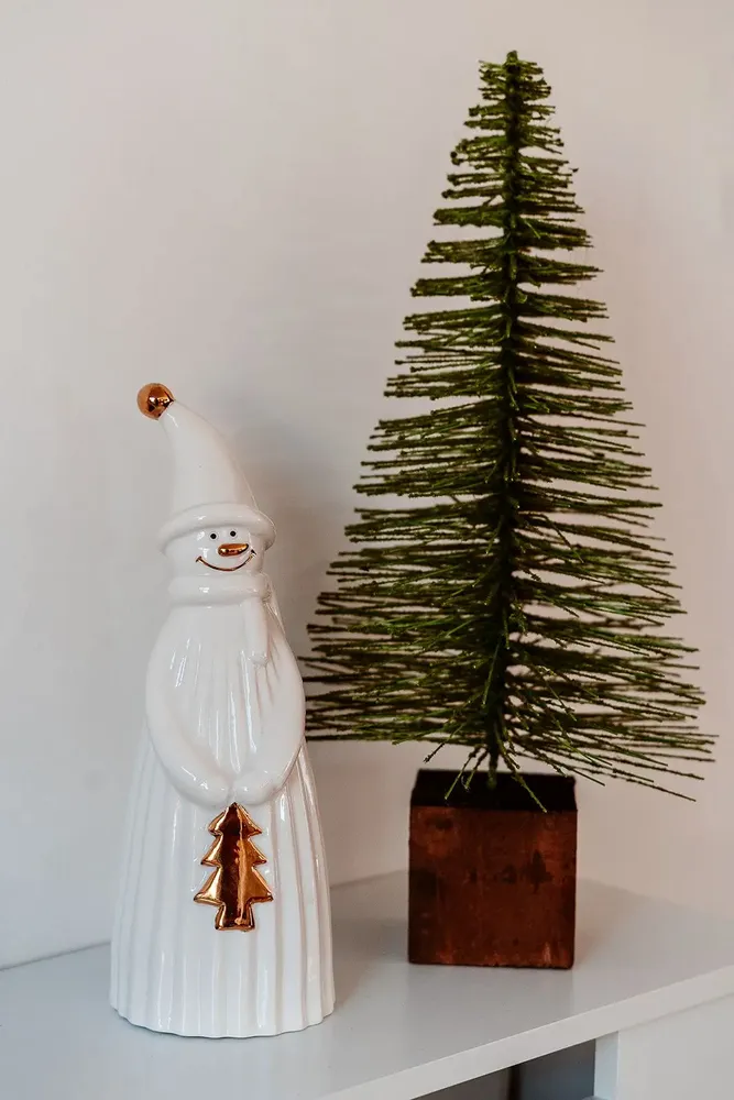 Décorations pour tables de Noël - Bonhomme de neige blanc et doré en céramique - WE LOVE SEASONS