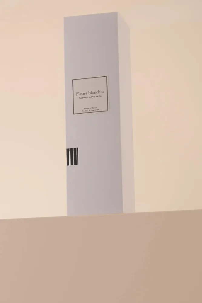 Scent diffusers - White flowers scented stick diffuser 100ml - TANDEM FRAGRANCES