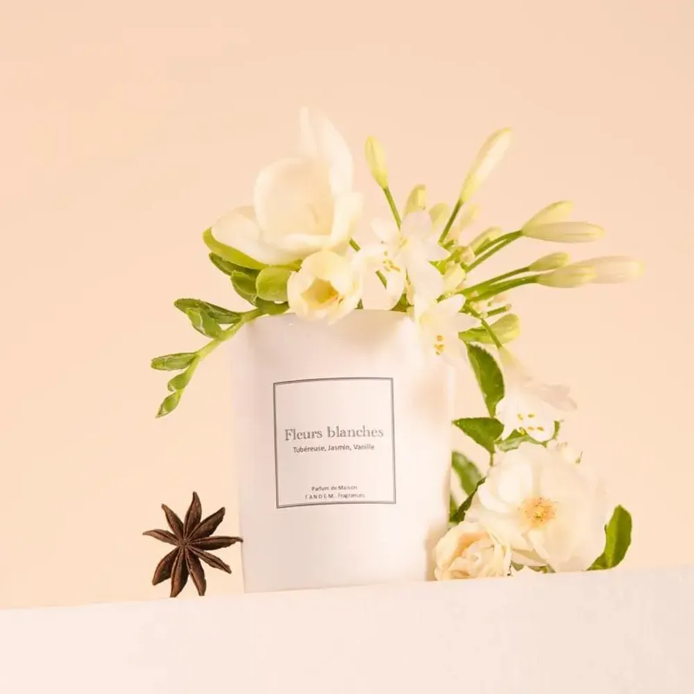 Candles - White flowers scented candle white glass - 6,40oz 100% vegetable wax - TANDEM FRAGRANCES