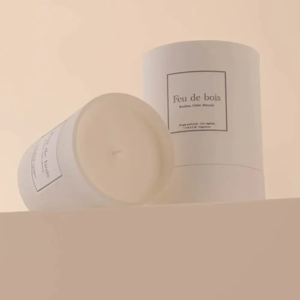 Candles - Wood fire scented candle white glass - 6,40oz 100% vegetable wax - TANDEM FRAGRANCES