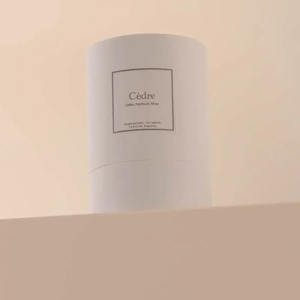 Bougies - Bougie Cèdre verre blanc 180g - Cire 100% végétale - TANDEM FRAGRANCES