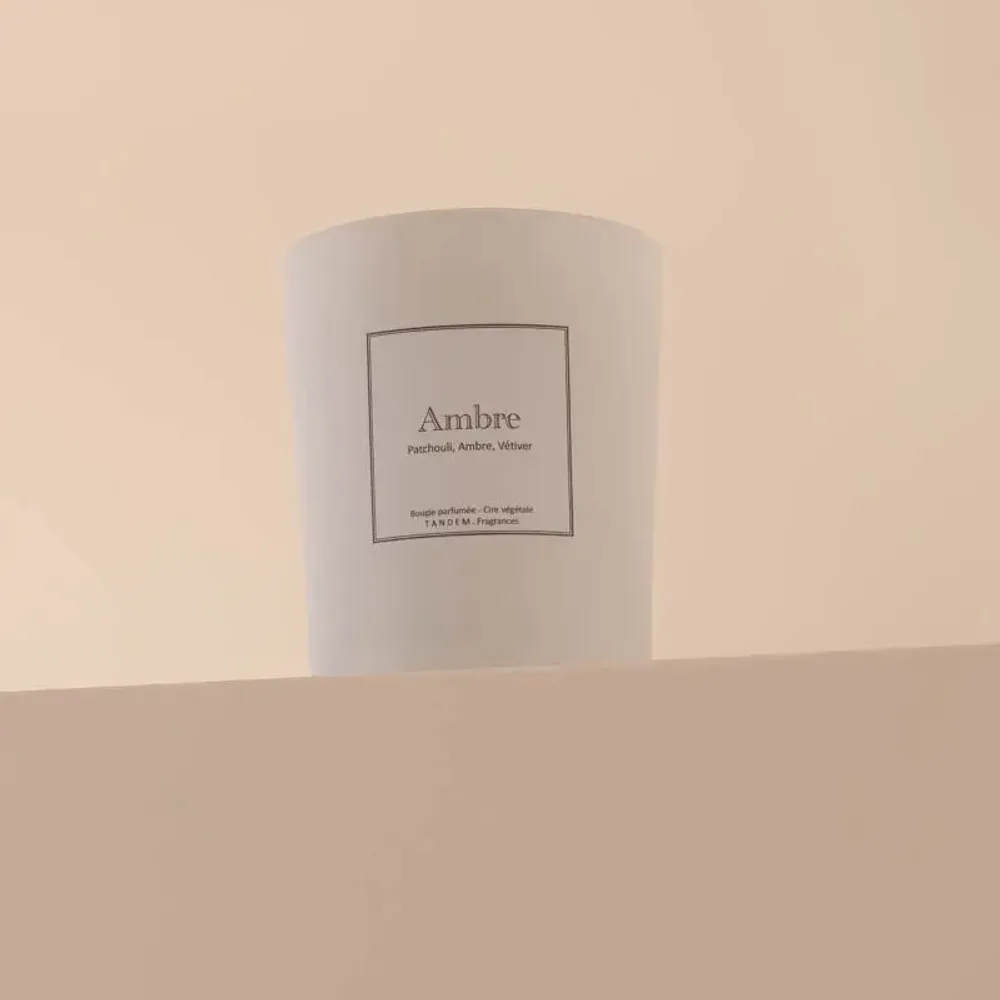 Bougies - Bougie Ambre verre blanc 180g - Cire 100% végétale - TANDEM FRAGRANCES