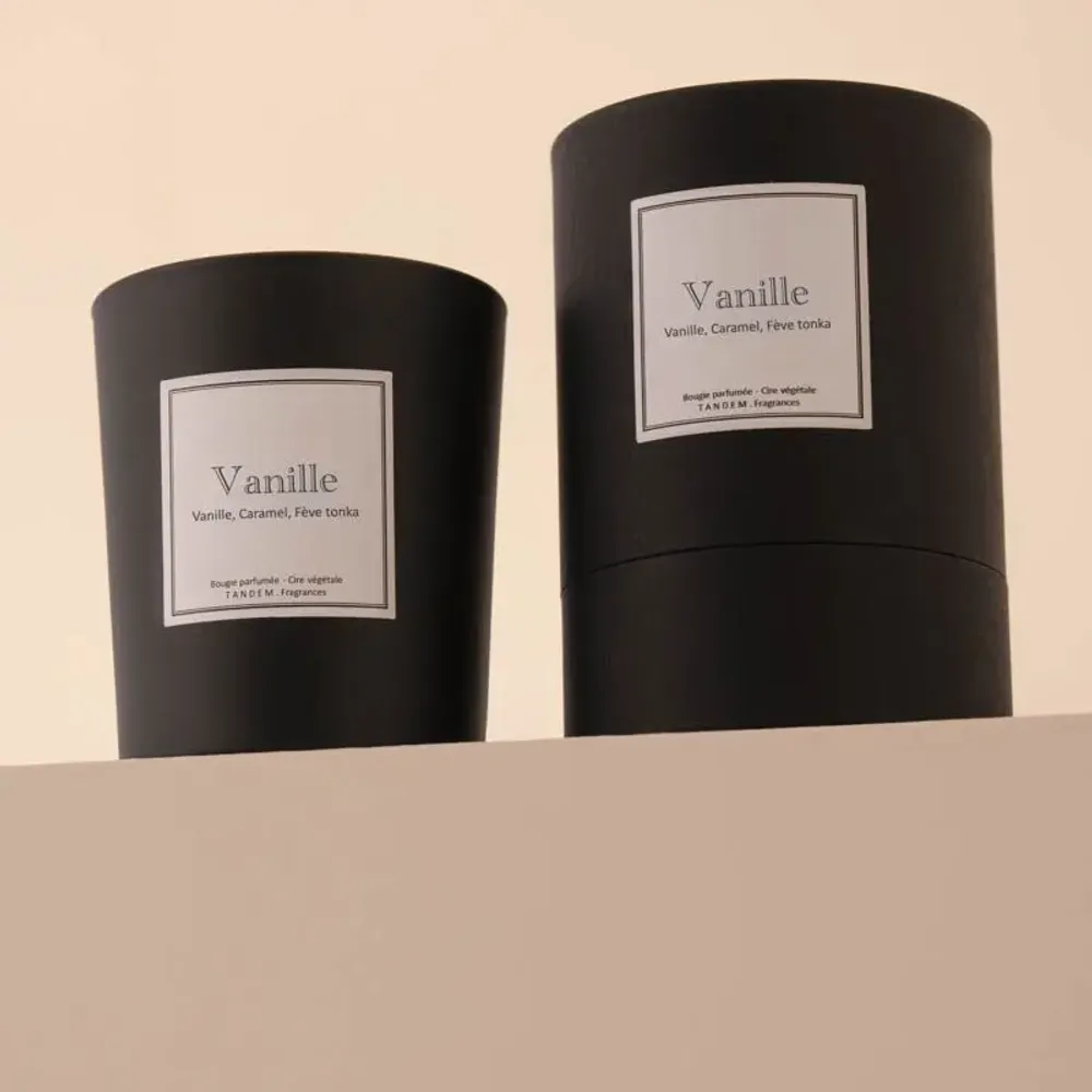 Candles - Vanilla scented candle black glass - 6,40oz 100% vegetable wax - TANDEM FRAGRANCES