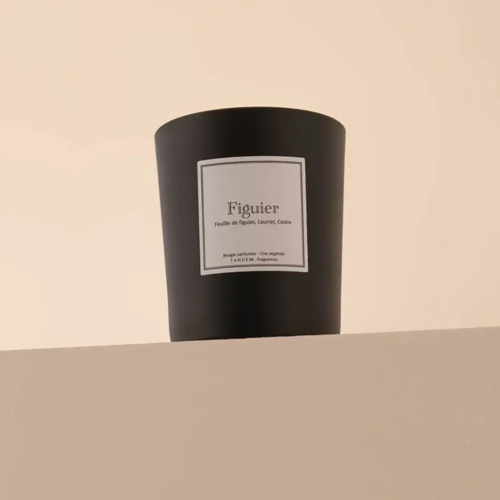 Candles - Fig leaf scented candle black glass - 6,40oz 100% vegetable wax - TANDEM FRAGRANCES