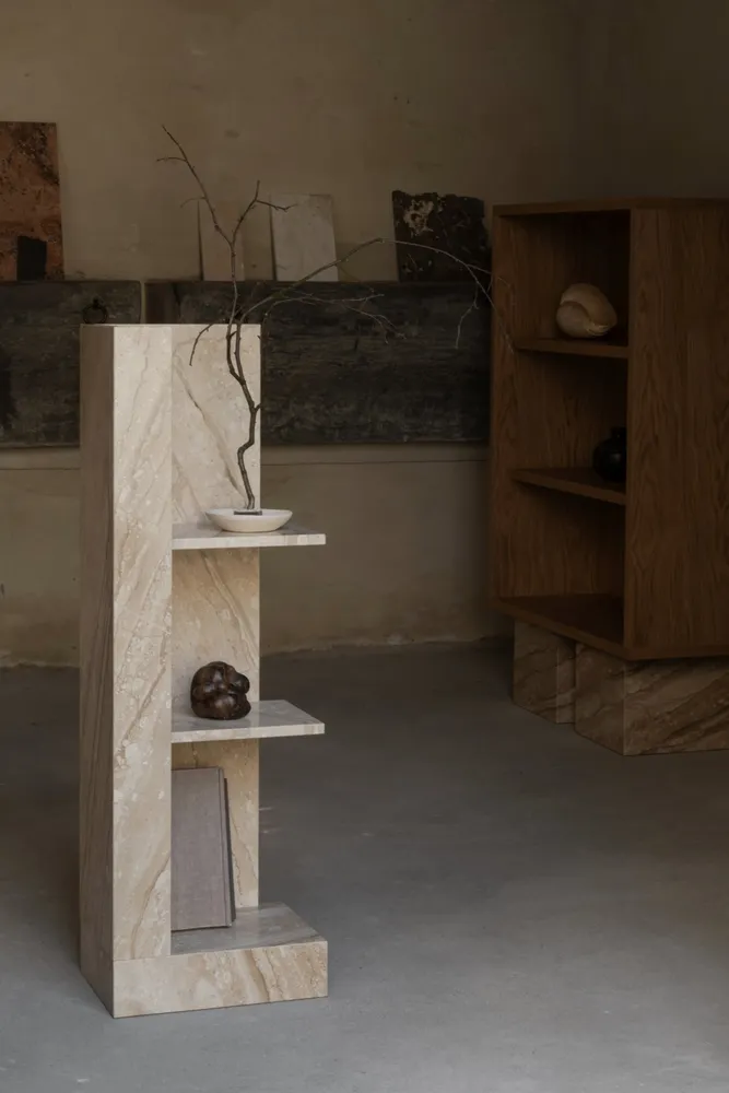 Bookshelves - CONE Marble - UN'COMMON