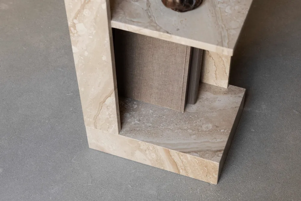 Bookshelves - CONE Marble - UN'COMMON