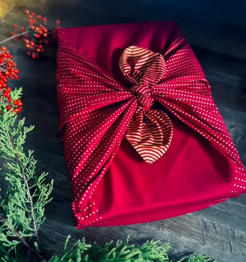 Cadeaux - Pack Famille Furoshiki – Aventureux Rouge Bordeaux - CARÉDEAU PAPIER CADEAU RÉUTILISABLE