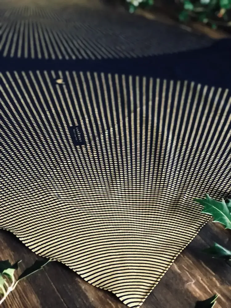 Gifts - Reusable Gift Wrap – Golden Hen Blue - CARÉDEAU PAPIER CADEAU RÉUTILISABLE