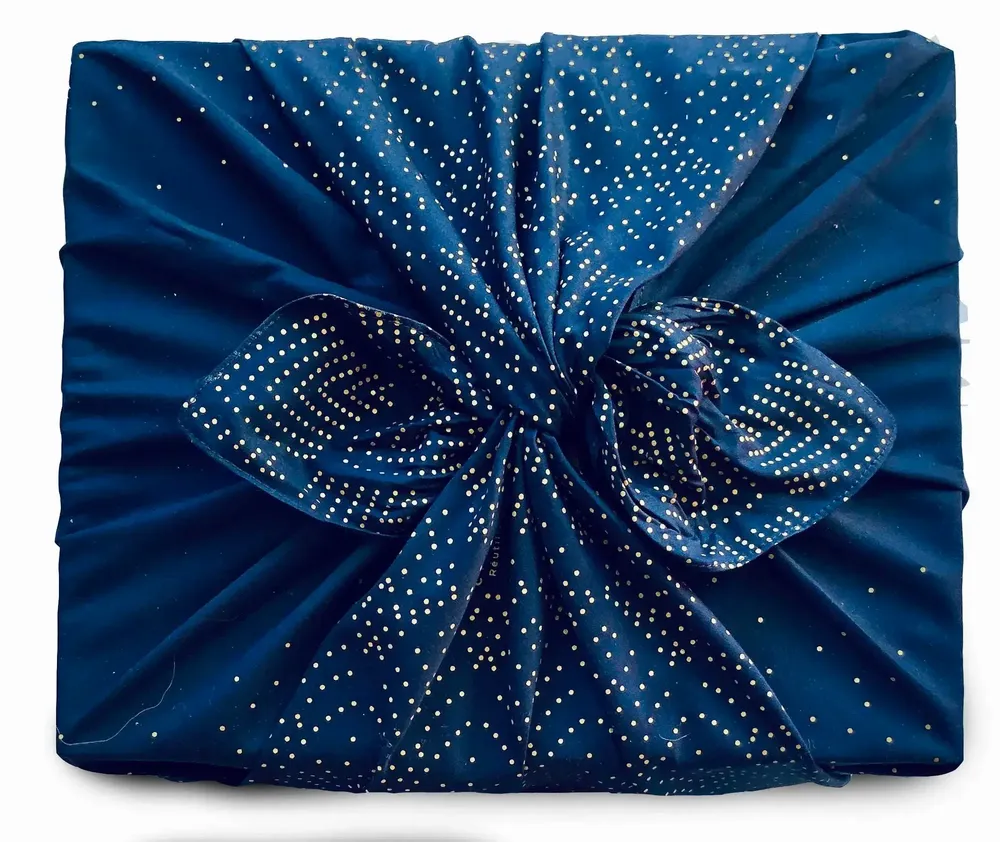 Gifts - Reusable Gift Wrap – North Pole Blue - CARÉDEAU PAPIER CADEAU RÉUTILISABLE