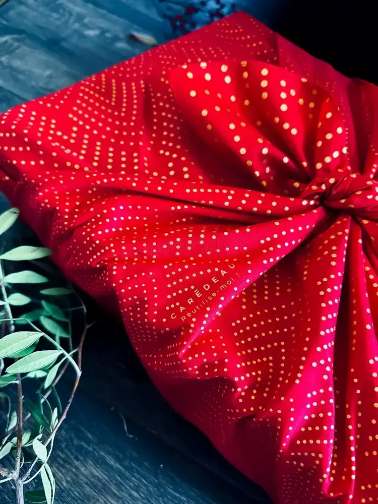 Cadeaux - Emballage Cadeau Réutilisable – Plume Dorée Rouge Coquelicot - CARÉDEAU PAPIER CADEAU RÉUTILISABLE