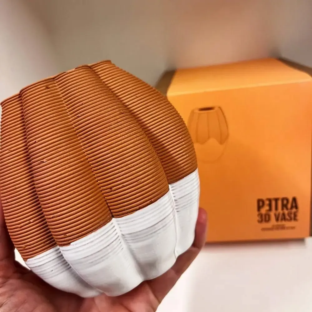 Vases - 3D PETRA  BLANC en argile émaillé - COMMON PLACE YOUR URBAN JUNGLE