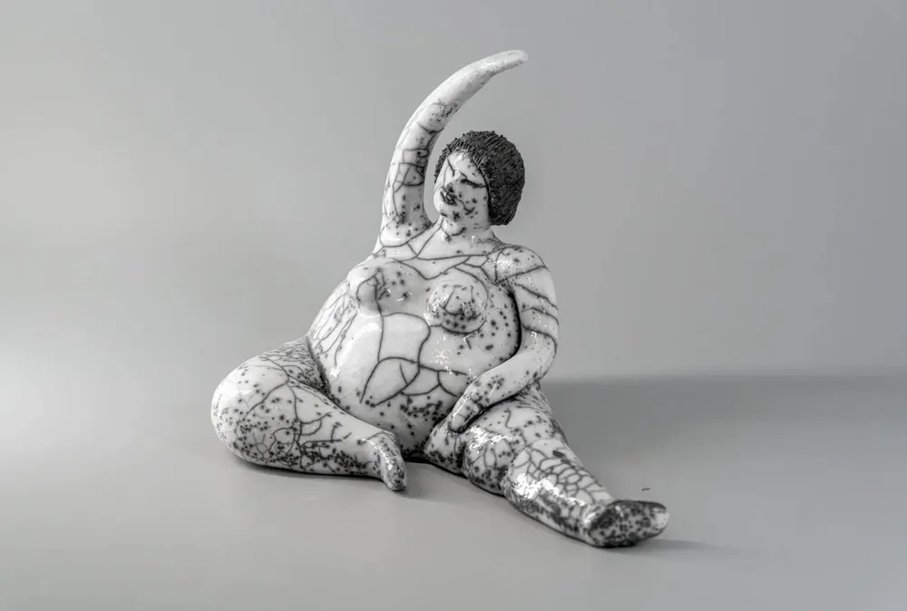 Objets de décoration - Femme Zen - YUFTEN