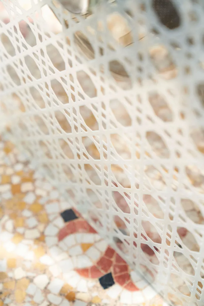 Canapés - CANAPE MW01 "Cannage" parois en verre trempé  signées et numérotées - KUUMO DESIGN