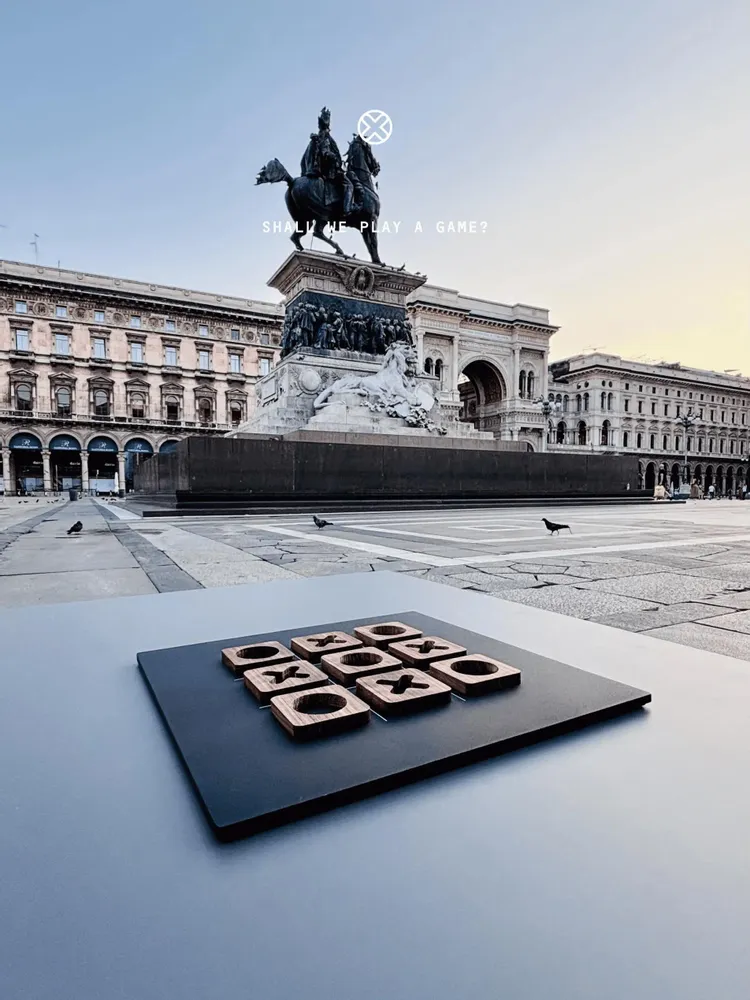 Cadeaux - Plateau de jeu Tic Tac Toe - Ensemble de pièces de jeu en bois massif - SHALL WE PLAY A GAME?