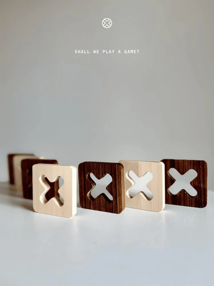 Cadeaux - Plateaux de jeu Tic Tac Toe - Bois d'Ovangkol et d'érable - SHALL WE PLAY A GAME?