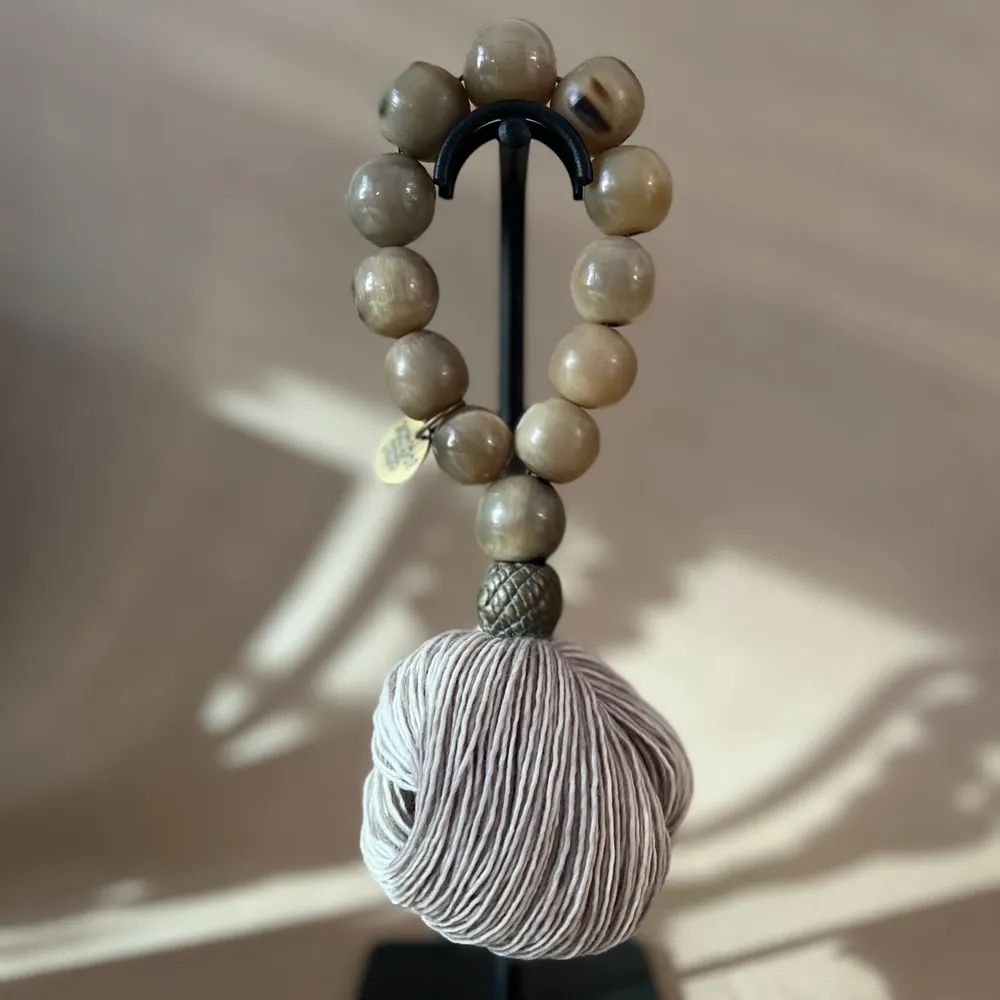 Sculptures, statuettes and miniatures - Prayer bead sculpture in cow horn - STUDIO JULIA ATLAS