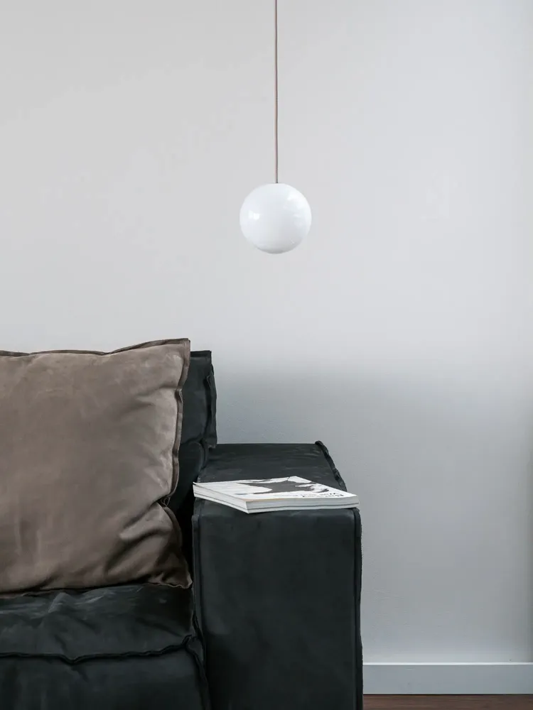 Plafonniers - BULB - Plafonnier à petite sphère en verre avec câble personnalisable - MOR