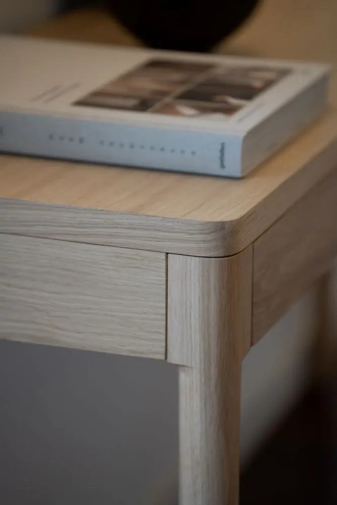 Mobilier et rangements pour bureau - FRONT — Buffet minimaliste en bois de frêne 80x40 - MOR