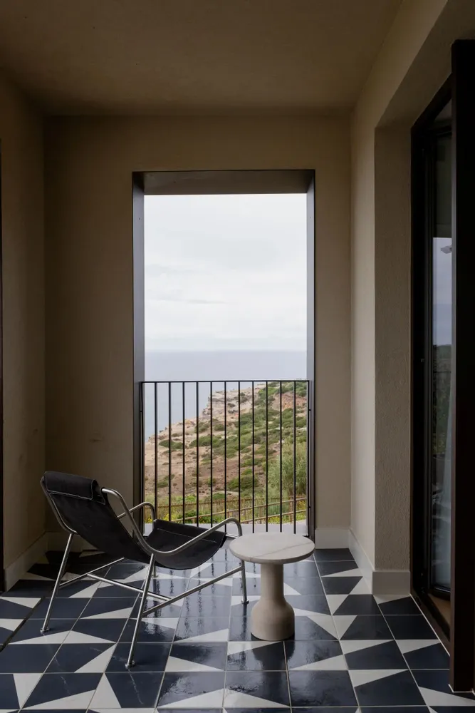 Coffee tables - PESO– Minimalist Round Side Table in Limestone, Large - MOR