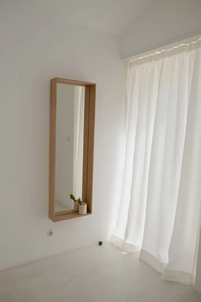 Mirrors - CAMPO – Minimalist Wall Mirror in Oak Wood, Large - MOR