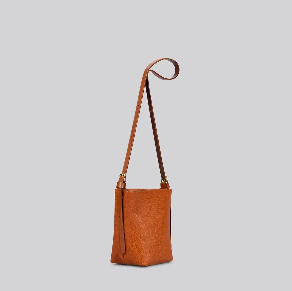 Sacs et cabas - Dino - Petit sac à bandoulière en cuir brun grainé - MIMI BERRY