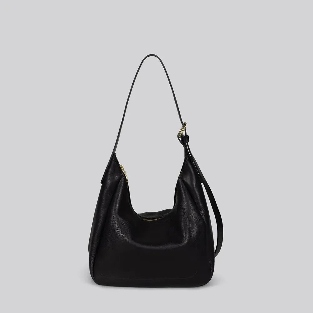 Sacs et cabas - Wilma - Sac à bandoulière en cuir de taille moyenne en noir grainé - MIMI BERRY