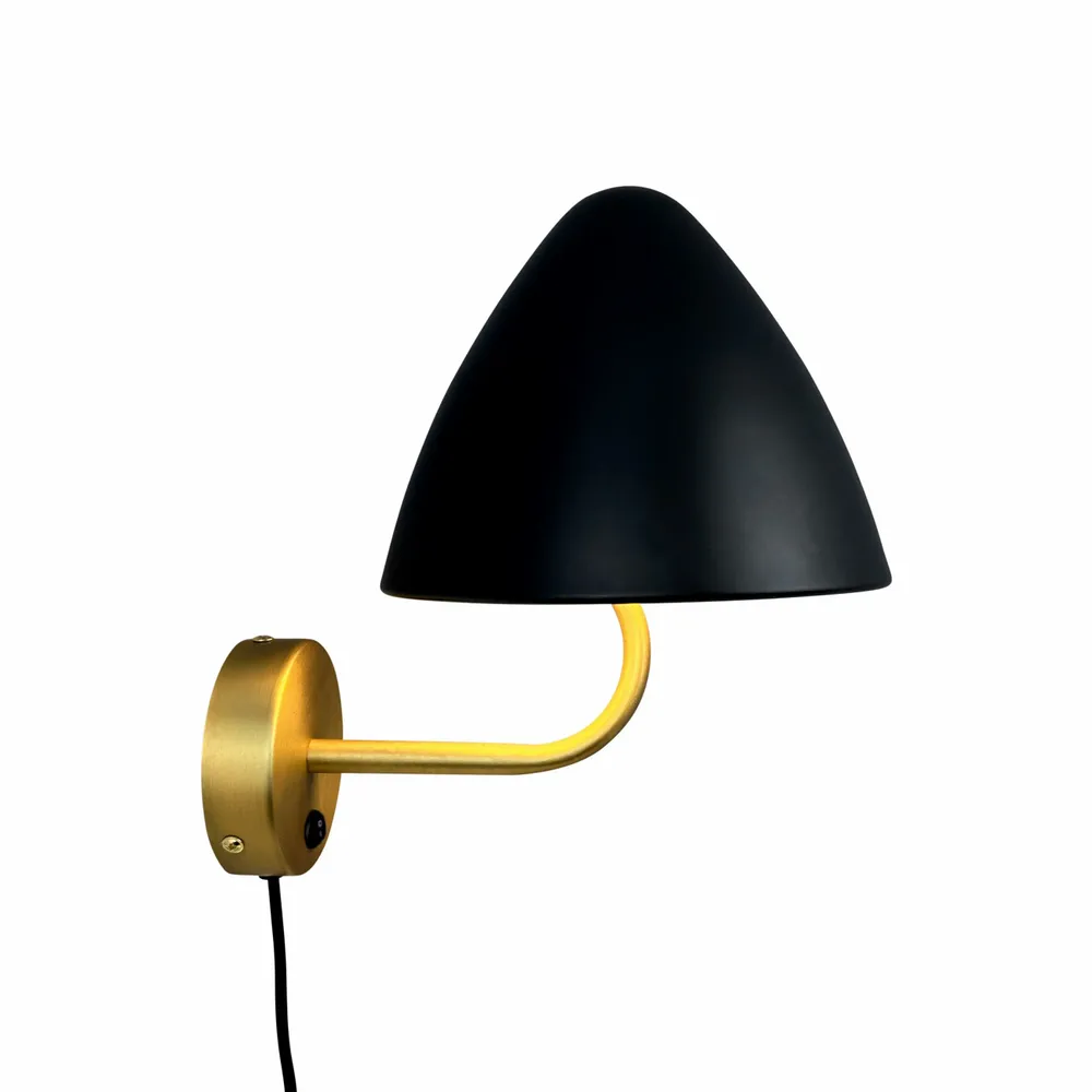 Wall lamps - OULU Wall lamp black - brass - DYBERG LARSEN