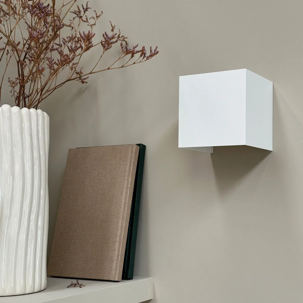 Wall lamps - Venus indoor wall lamp white - DYBERG LARSEN