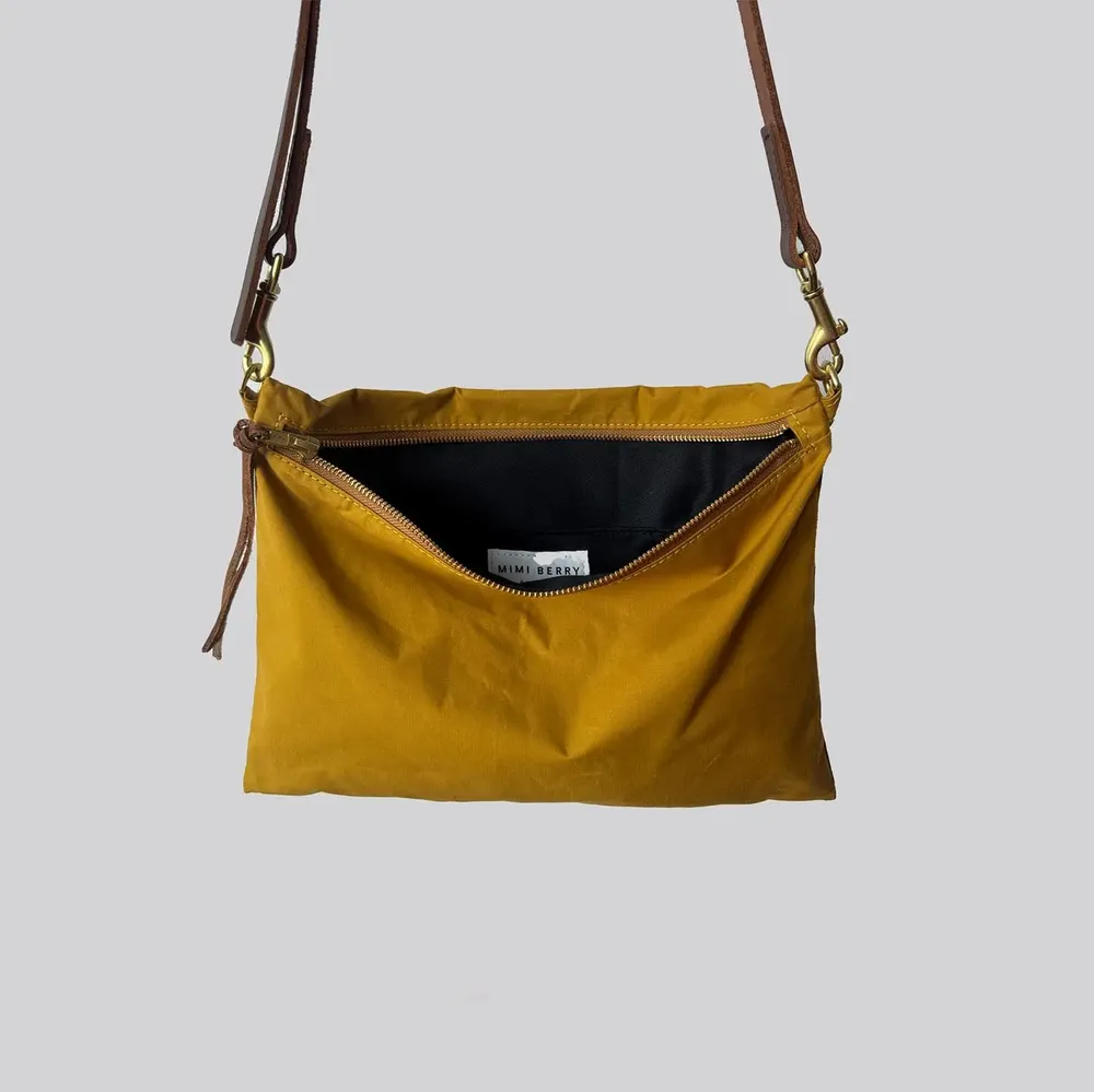 Bags and totes - New Musette - Waxed Cotton Crossbody bag in Mustard - MIMI BERRY