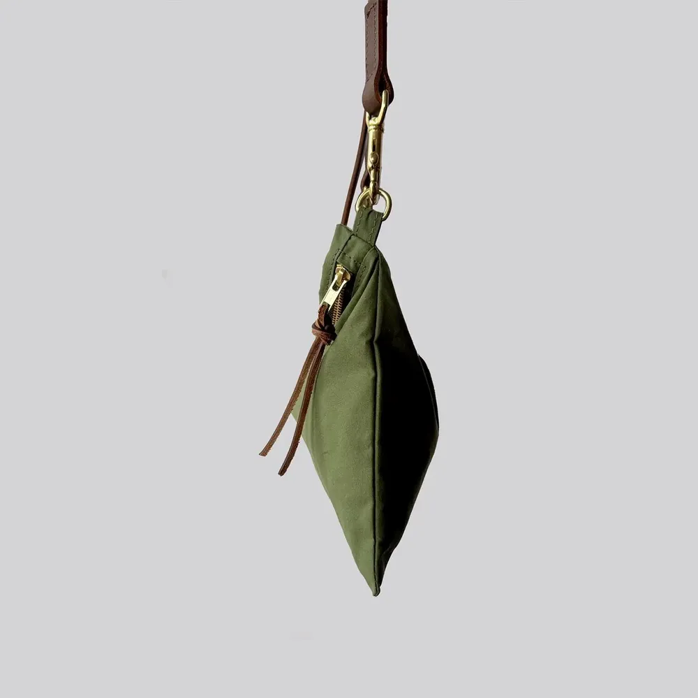 Bags and totes - New Musette - Waxed Cotton Crossbody bag in Light Green - MIMI BERRY