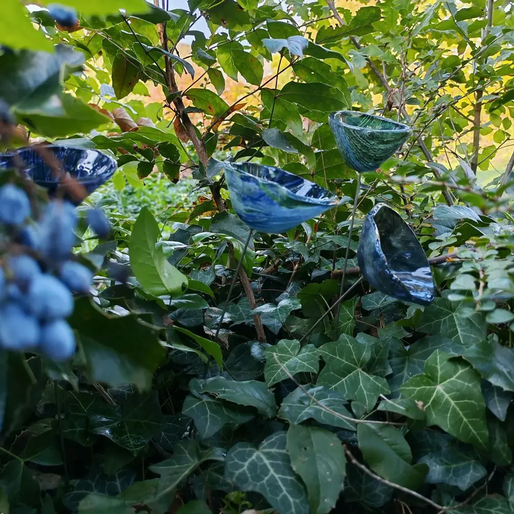 Décorations florales - Calla Lilly en verre de taille moyenne pour l'extérieur en vert-D.Blue - CARNEOL GLASS