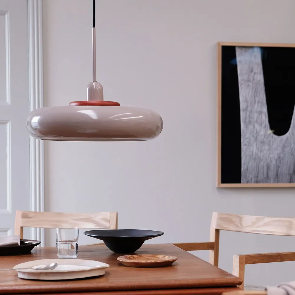 Hanging lights - Planet Pendant Latte - DYBERG LARSEN