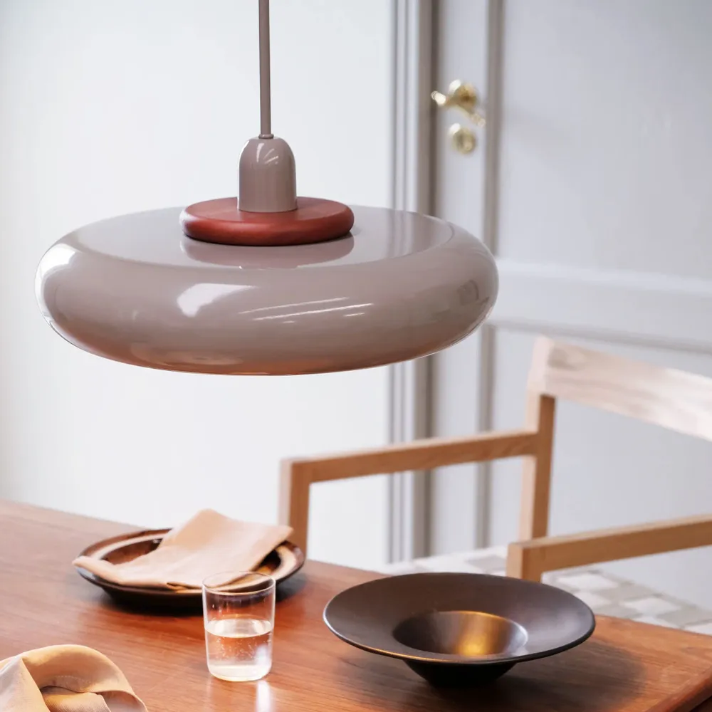 Hanging lights - Planet Pendant Latte - DYBERG LARSEN