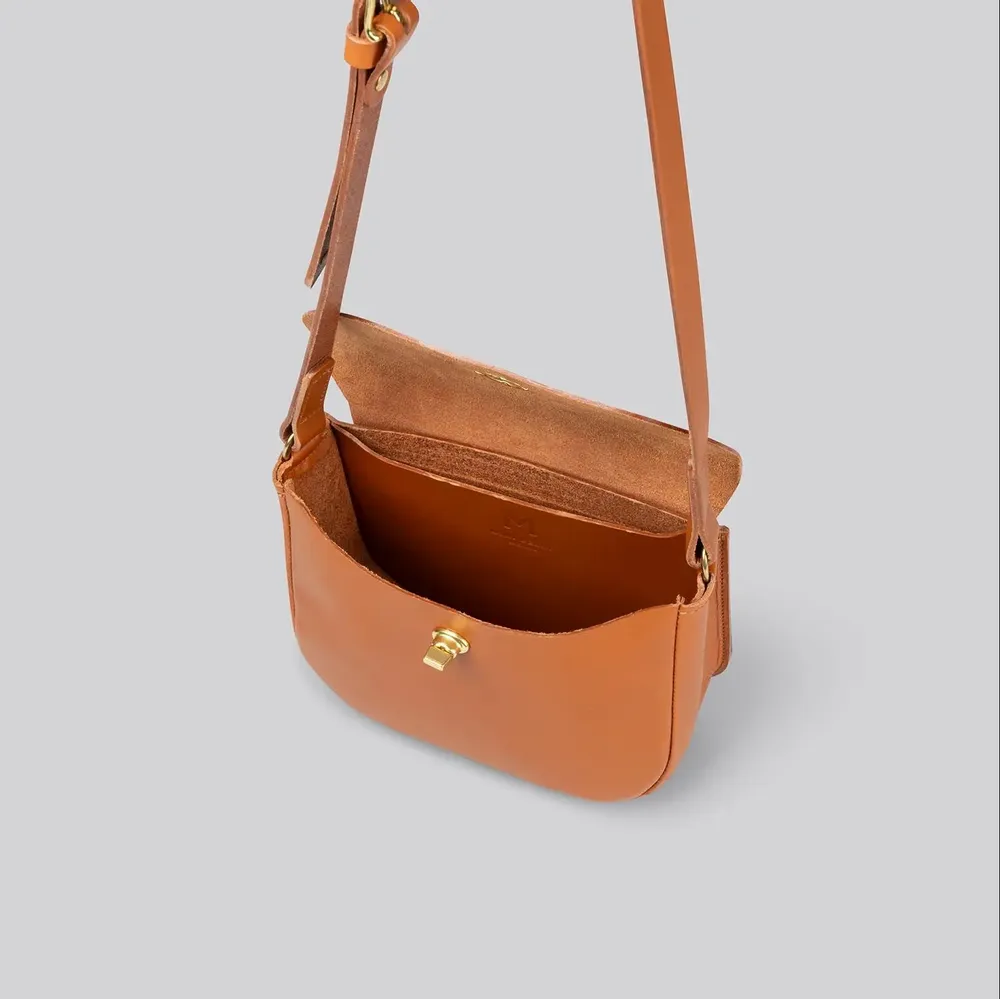 Bags and totes - Eve - Medium Sized Shoulder Bag in Grainy Tan Leather - MIMI BERRY