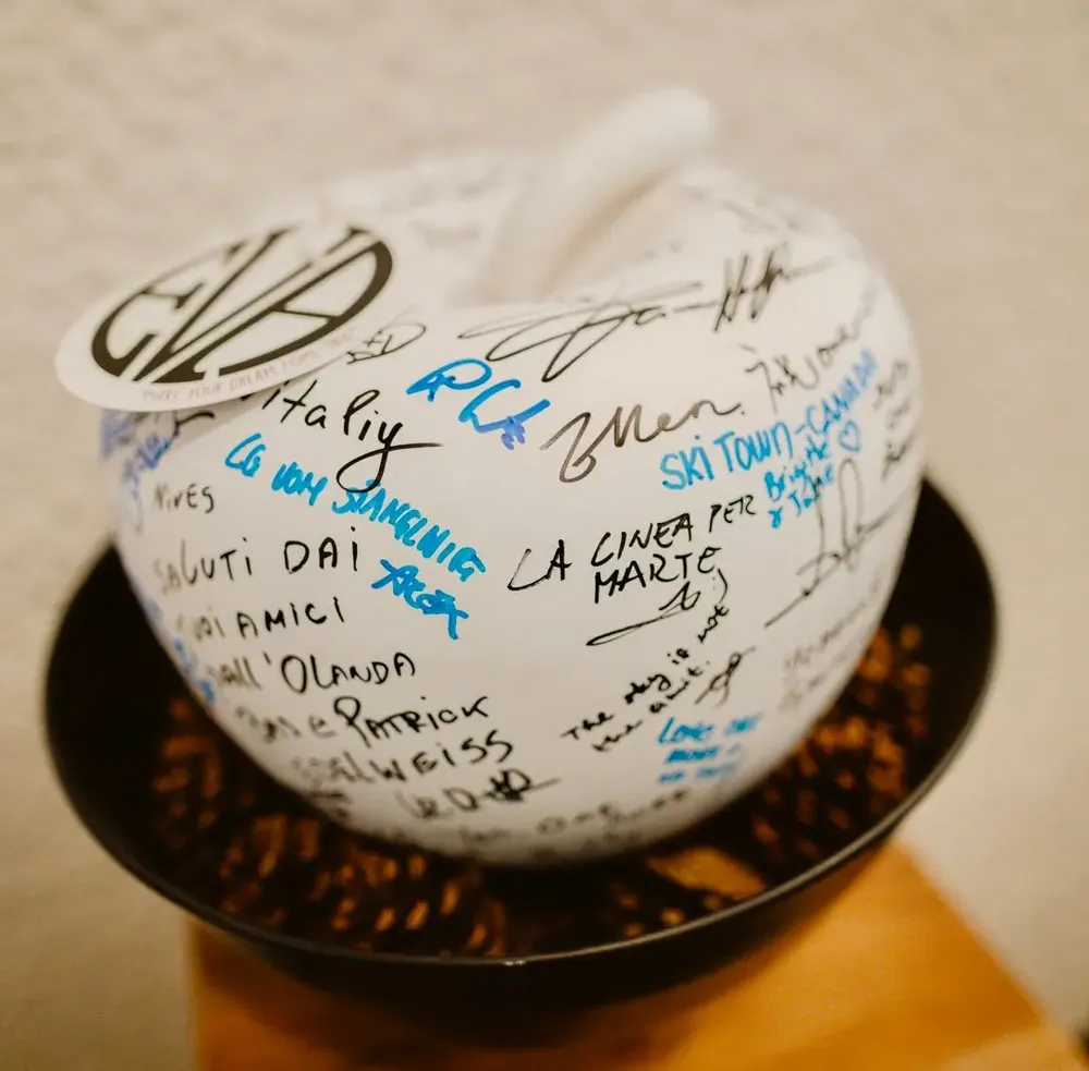 Customizable objects - EVA Guestbook - EVADESIGN