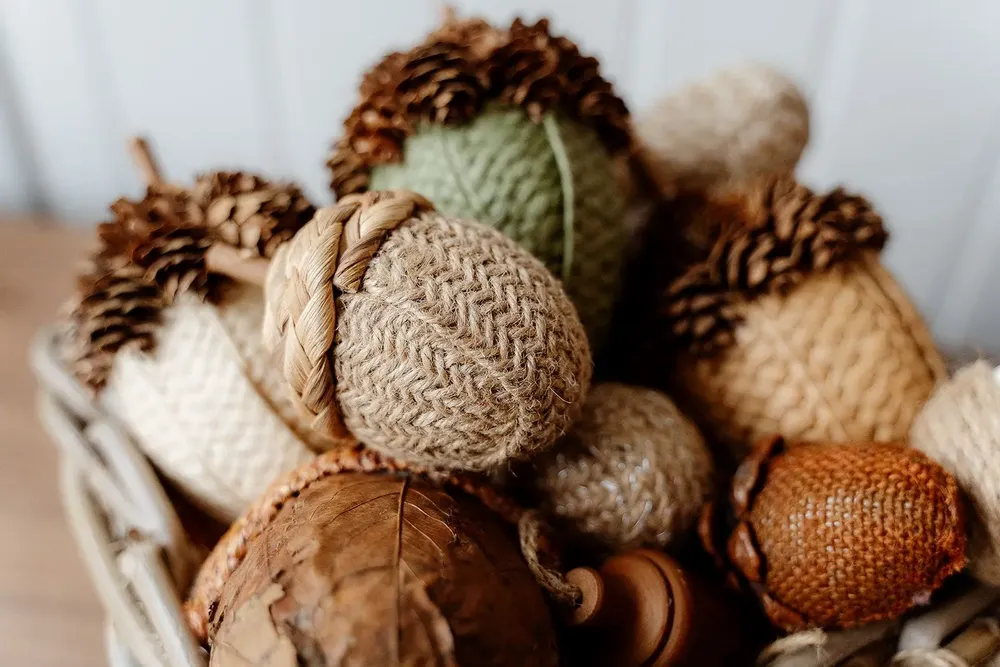 Other Christmas decorations - Pinecone and Fabric Acorns (Cream) - WE LOVE SEASONS