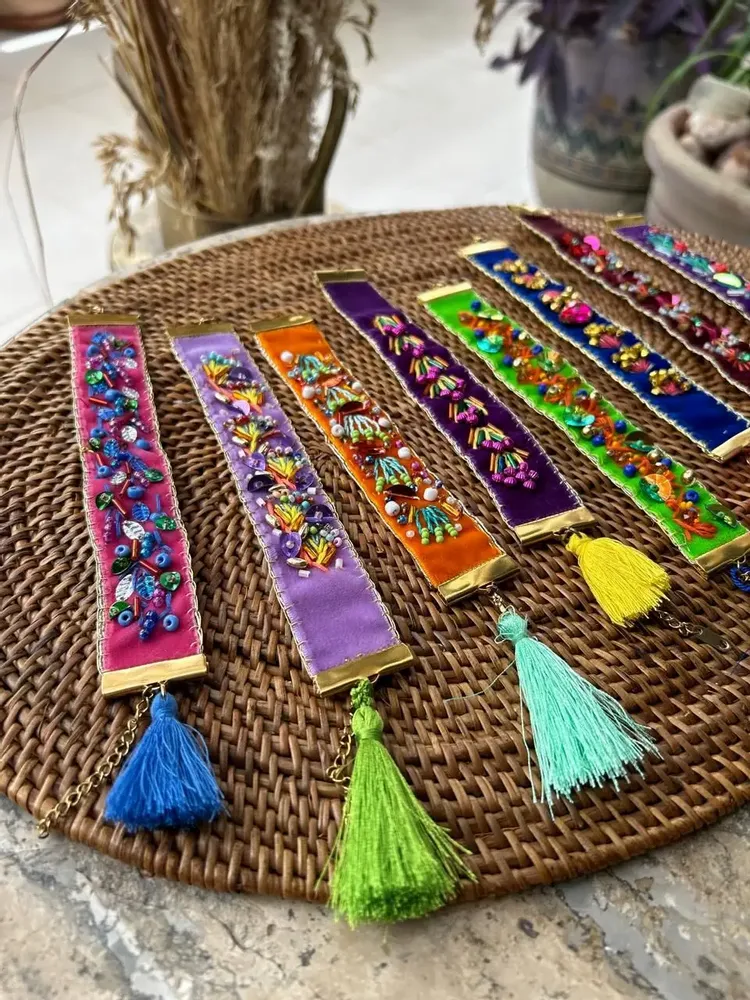 Bracelets - Embroidered bracelet - unique piece - FIL MAIN
